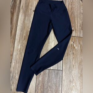 ALO navy airlift high waisted leggings size Large